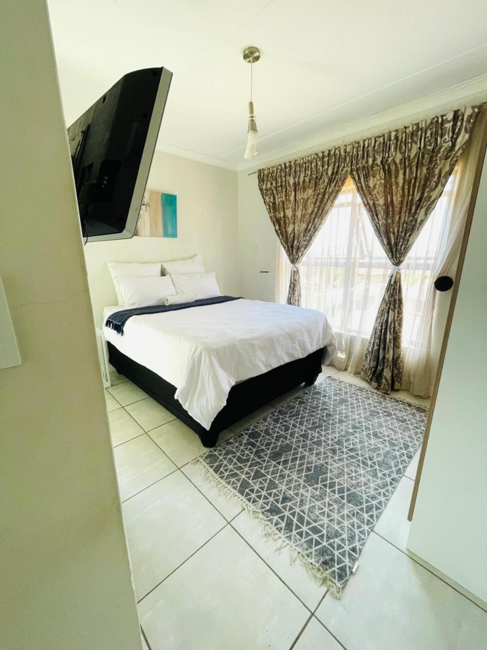 Apartment 2 Bedroom The Blyde Crystal Lagoon